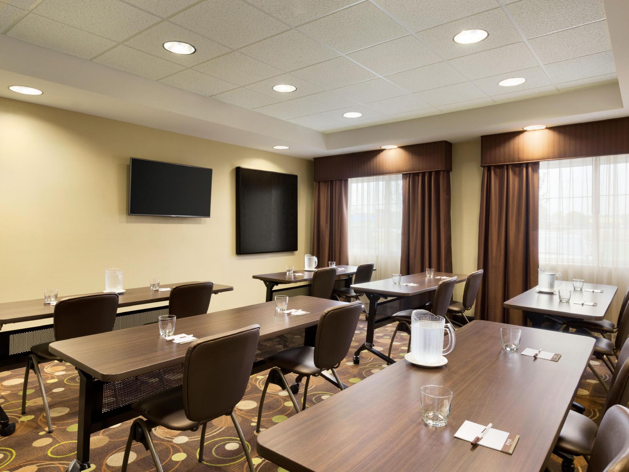 Staybridge Suites West Edmonton By Ihg Luaran gambar