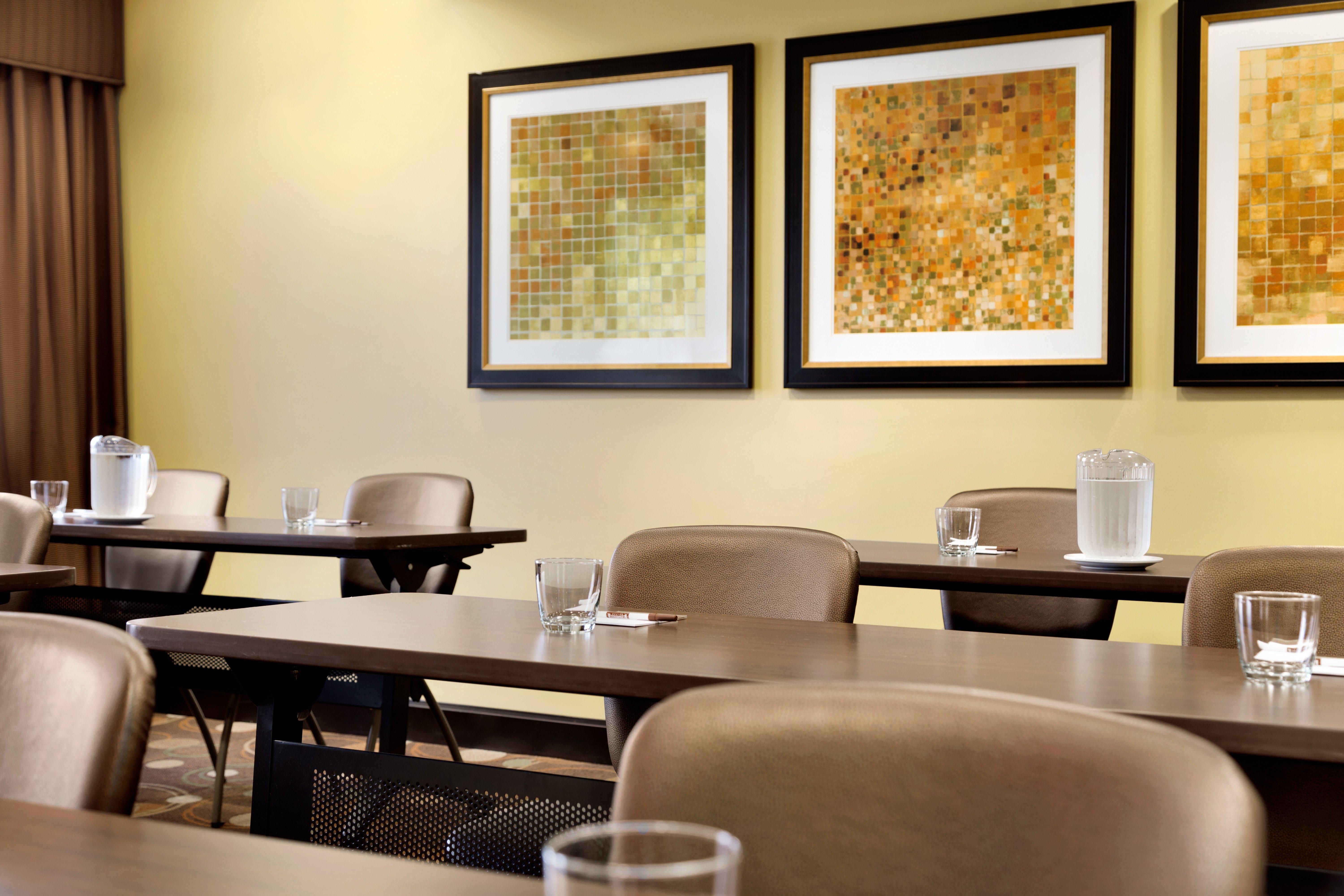 Staybridge Suites West Edmonton By Ihg Luaran gambar