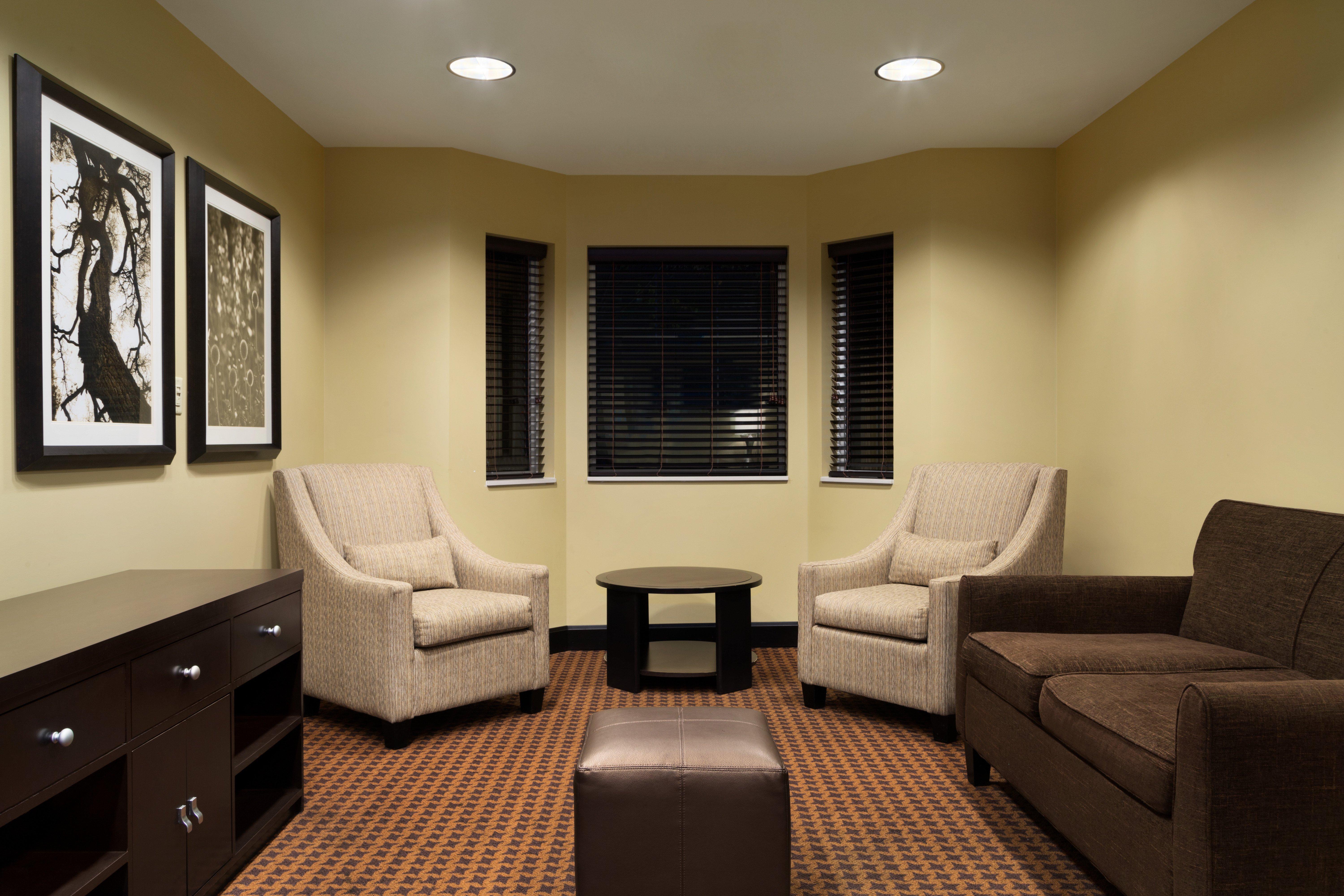 Staybridge Suites West Edmonton By Ihg Luaran gambar