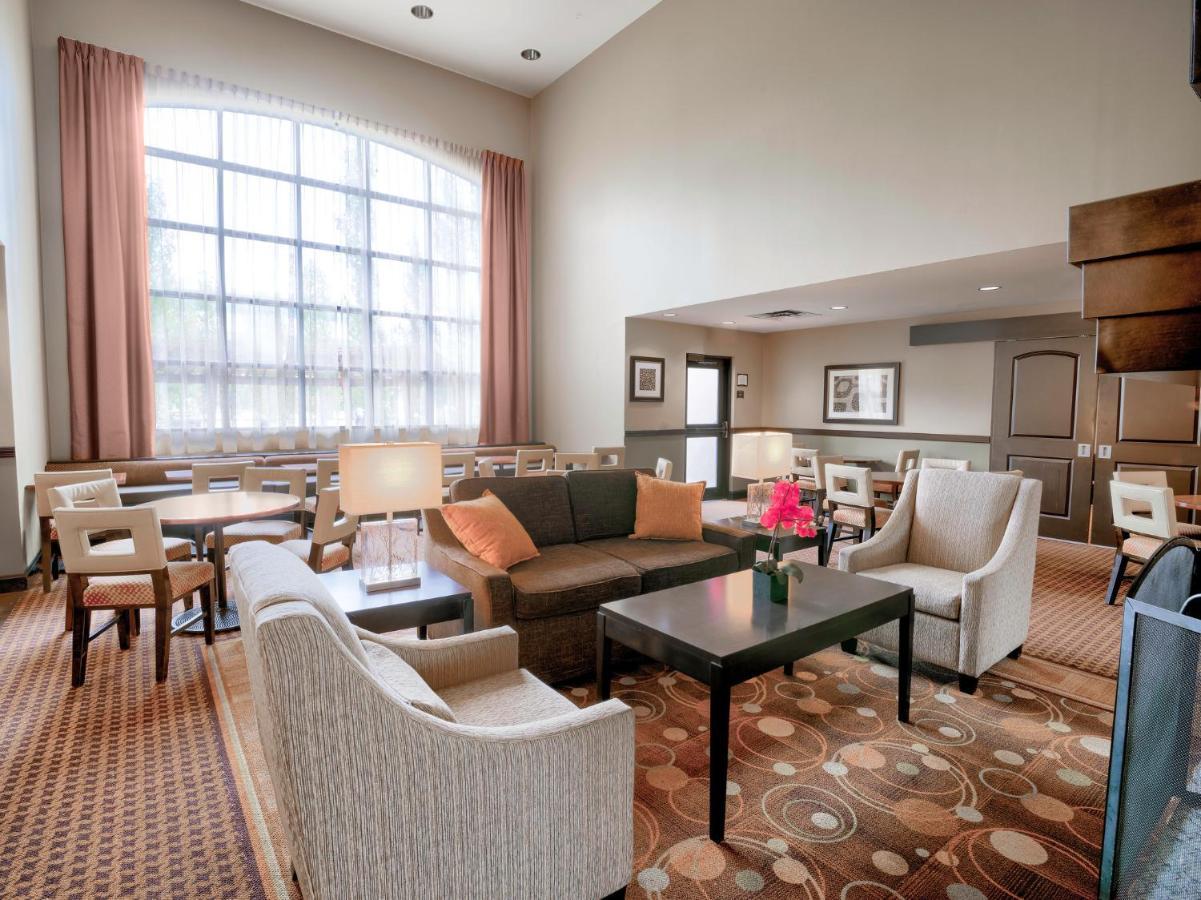 Staybridge Suites West Edmonton By Ihg Luaran gambar