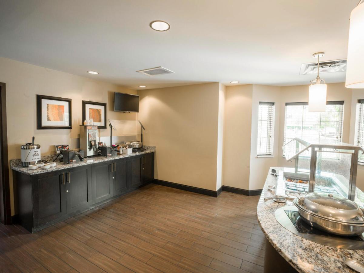 Staybridge Suites West Edmonton By Ihg Luaran gambar