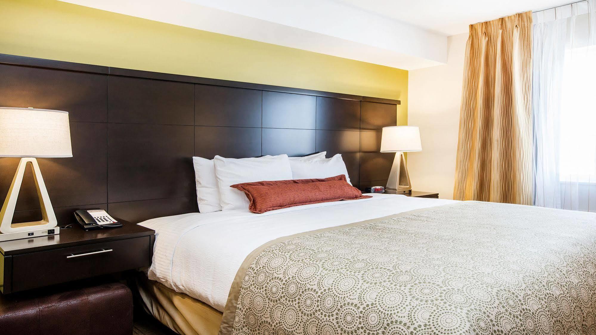 Staybridge Suites West Edmonton By Ihg Luaran gambar