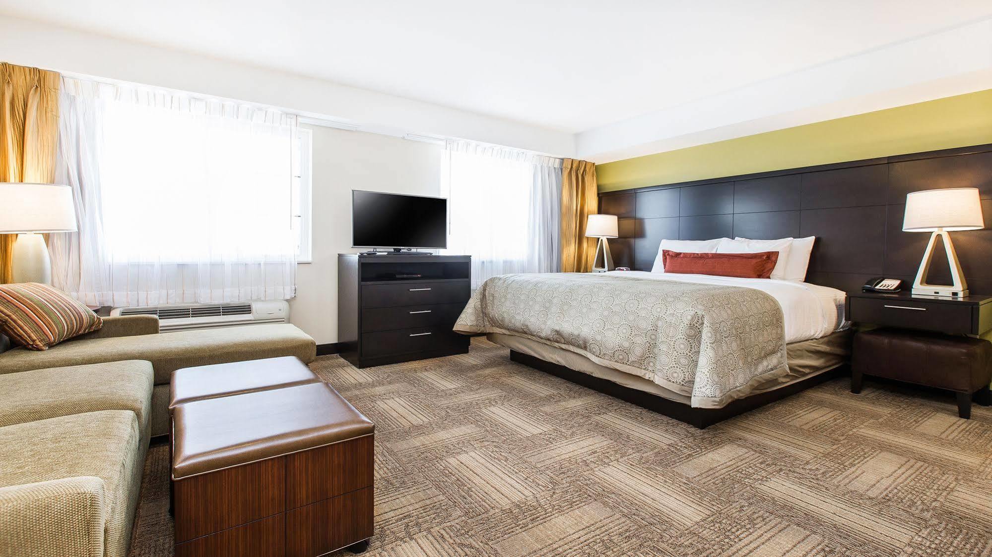 Staybridge Suites West Edmonton By Ihg Luaran gambar